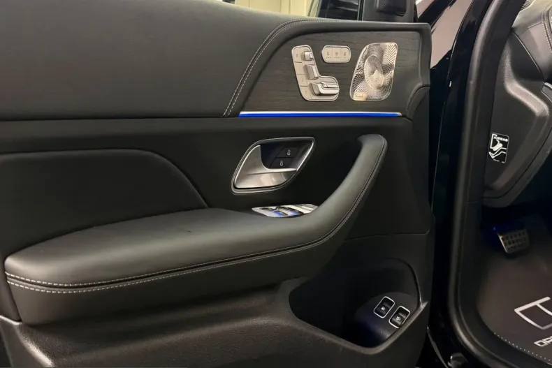 Mercedes-Benz GLE 53 AMG (Clasa GLE) din 2024 cu 11.355 km - oferta MER203156 - foto 13