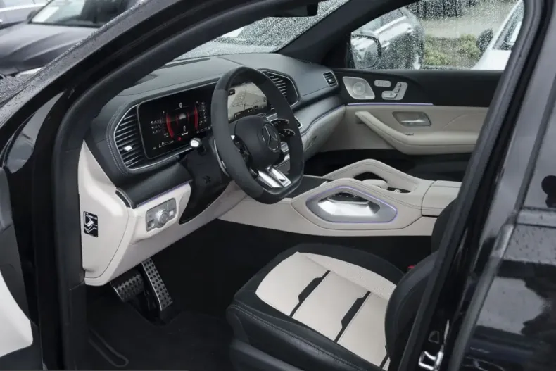 Mercedes-Benz GLE 63 AMG (Clasa GLE) din 2024 cu 32.616 km - oferta MER203157 - foto 9