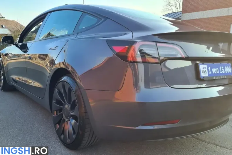 Tesla Model 3 din 2022 cu 22.000 km - oferta TES203159 - foto 6