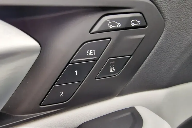 BMW X6 (Seria X) din 2023 cu 87.000 km - oferta BMW203171 - foto 37