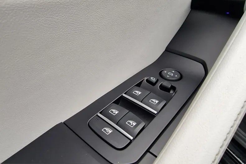 BMW X6 (Seria X) din 2023 cu 87.000 km - oferta BMW203171 - foto 38