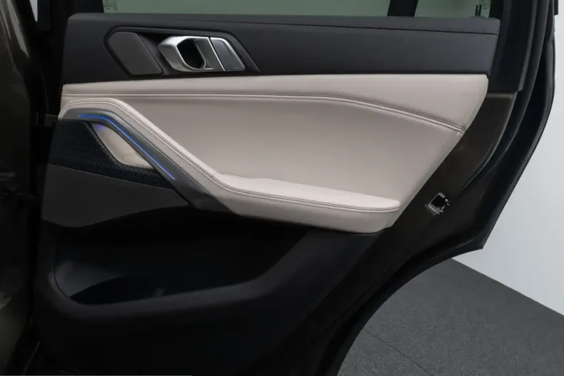 BMW X6 M50 (Seria X) din 2023 cu 81.977 km - oferta BMW203176 - foto 32