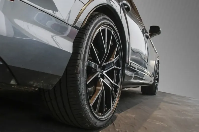 Audi SQ7 din 2023 cu 78.768 km - oferta AUD203178 - foto 9