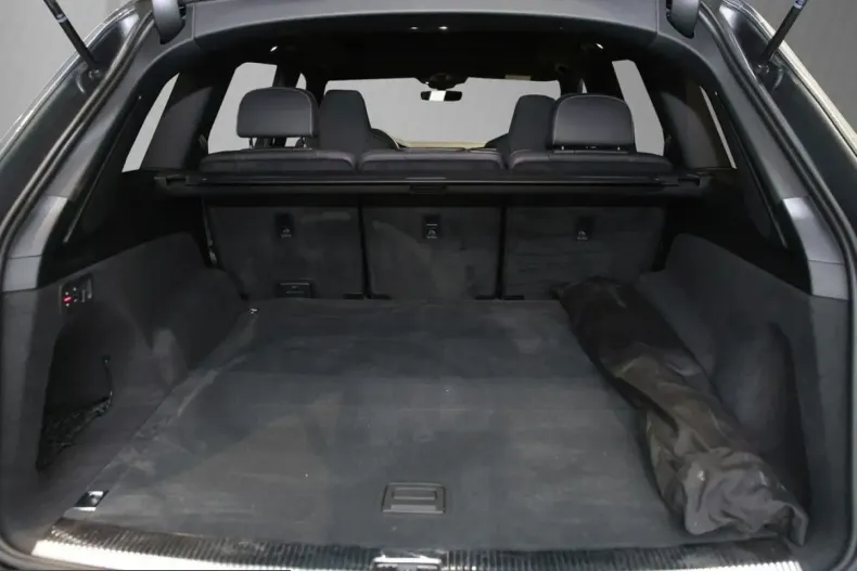 Audi SQ7 din 2023 cu 78.768 km - oferta AUD203178 - foto 13