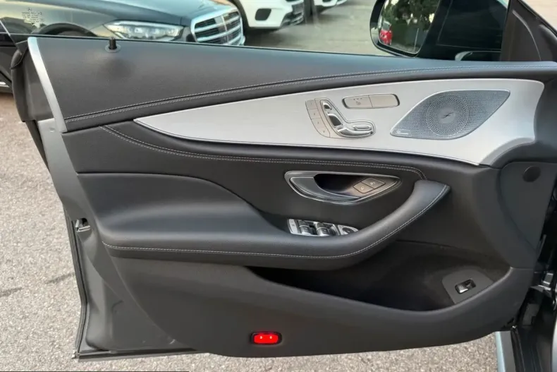 Mercedes-Benz CLS 300 (Clasa CLS) din 2022 cu 76.000 km - oferta MER203186 - foto 19