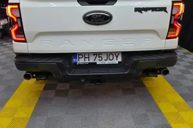 Ford Raptor din 2023 cu 29.600 km - oferta FOR203189 - foto 4