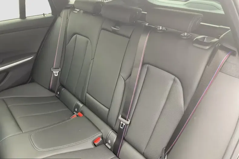 BMW M340i (Seria 3) din 2025 cu 6.581 km - oferta BMW203190 - foto 14