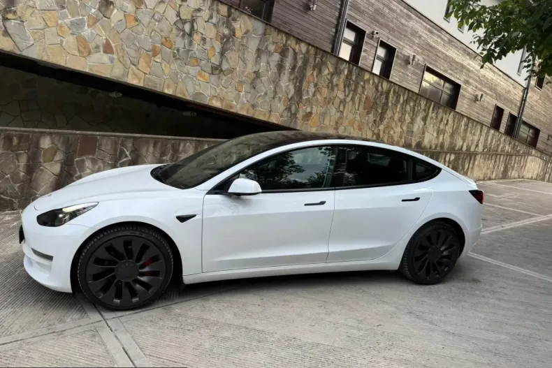 Tesla Model 3 din 2021 cu 99.000 km - oferta TES203192 - foto 10