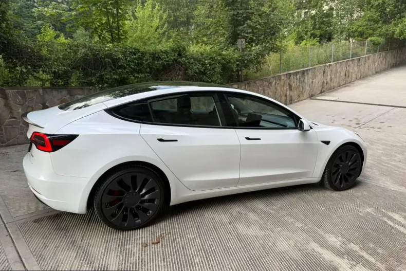 Tesla Model 3 din 2021 cu 99.000 km - oferta TES203192 - foto 16