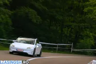 Tesla Model 3 din 2024 cu 23.000 km - oferta TES203194 - foto 5