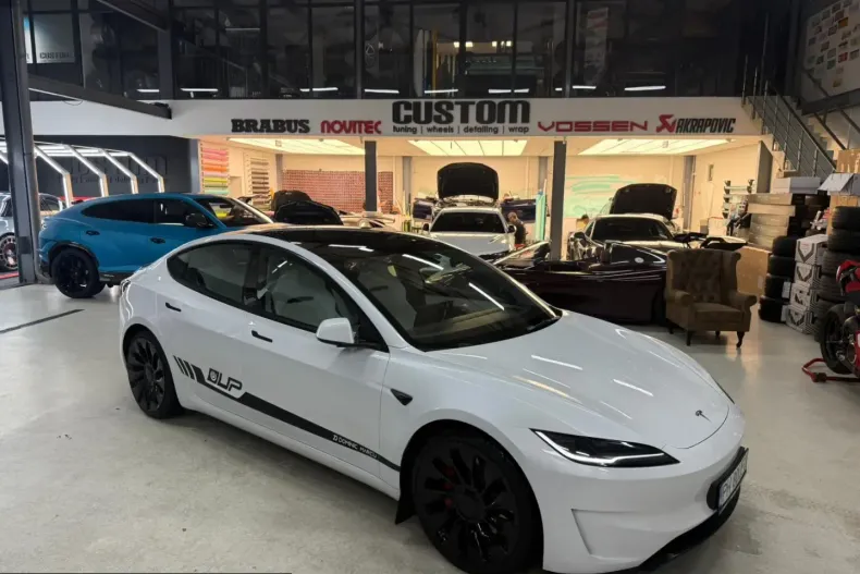 Tesla Model 3 din 2024 cu 23.000 km - oferta TES203194 - foto 9