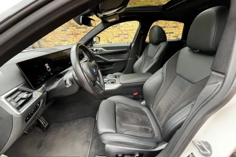 BMW i4 (Seria 4) din 2023 cu 31.000 km - oferta BMW203196 - foto 10