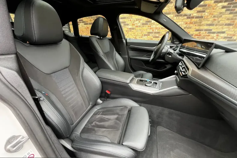 BMW i4 (Seria 4) din 2023 cu 31.000 km - oferta BMW203196 - foto 12