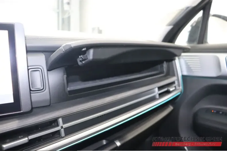 Hyundai Santa Fe din 2025 cu 9.290 km - oferta HYU203197 - foto 30