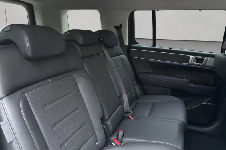 Hyundai Santa Fe din 2025 cu 16.000 km - oferta HYU203198 - foto 21