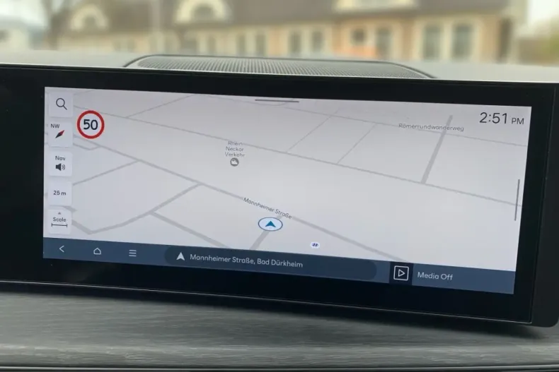 Hyundai Santa Fe din 2025 cu 29.651 km - oferta HYU203199 - foto 18