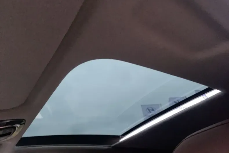 Hyundai Santa Fe din 2023 cu 17.500 km - oferta HYU203200 - foto 14