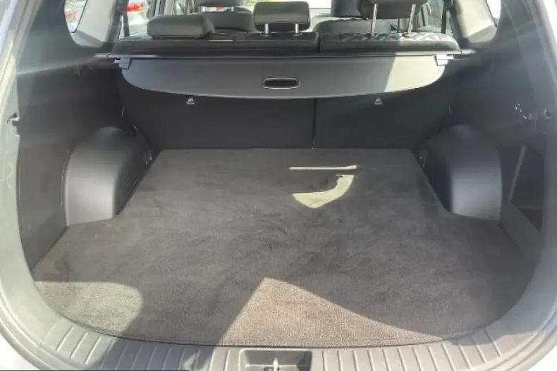 Hyundai Santa Fe din 2023 cu 8.000 km - oferta HYU203201 - foto 17