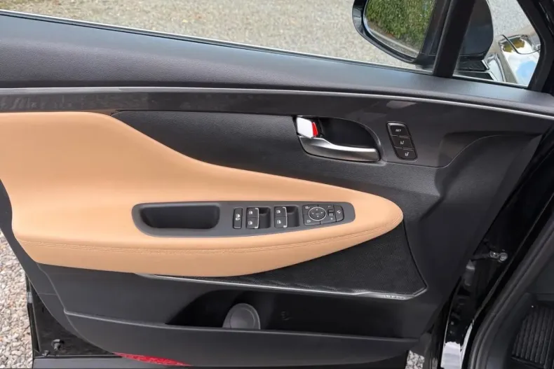 Hyundai Santa Fe din 2023 cu 65.114 km - oferta HYU203203 - foto 16