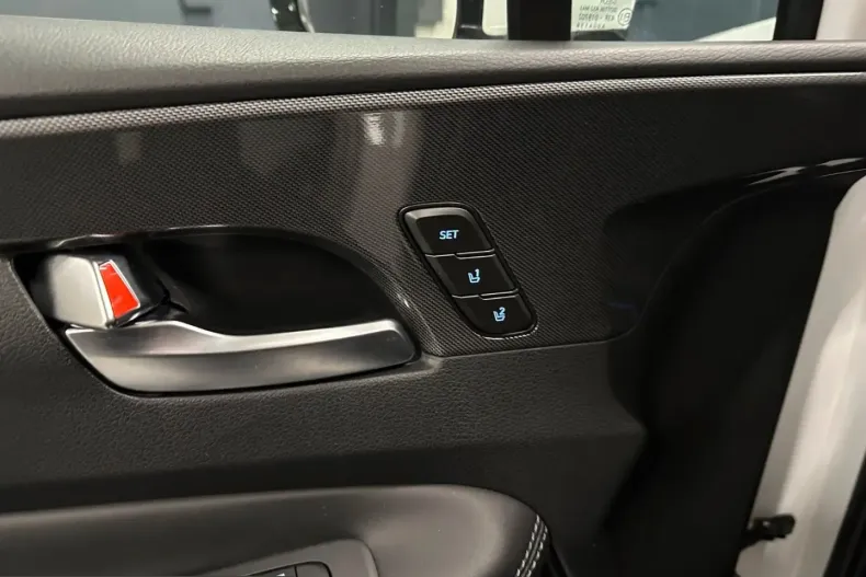 Hyundai Santa Fe din 2023 cu 16.000 km - oferta HYU203207 - foto 13