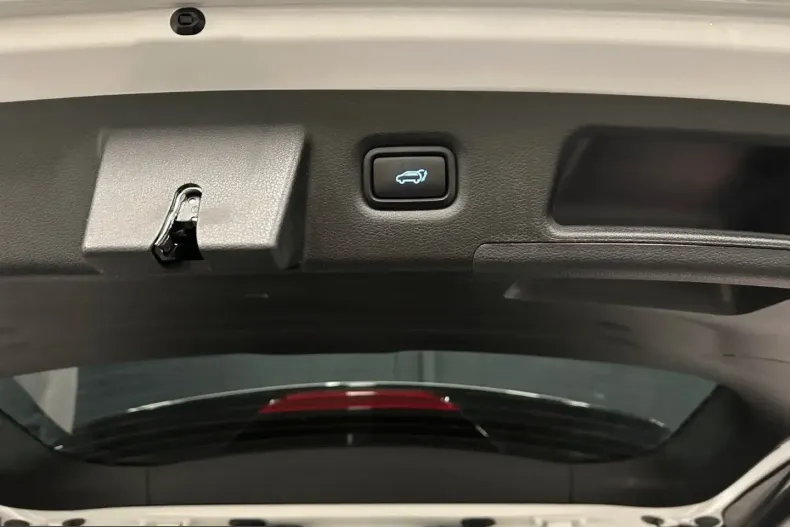 Hyundai Santa Fe din 2023 cu 16.000 km - oferta HYU203207 - foto 30