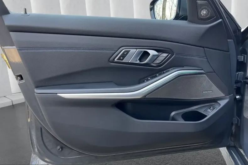 BMW M340i (Seria 3) din 2021 cu 61.120 km - oferta BMW203208 - foto 18