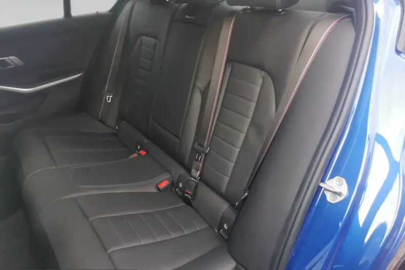 BMW M340i (Seria 3) din 2025 cu 9.300 km - oferta BMW203211 - foto 6