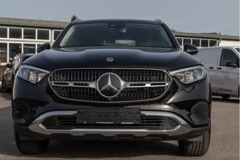 Mercedes-Benz GLC 200 (Clasa GLC) din 2024 cu 9.987 km - oferta MER203213 - foto 2