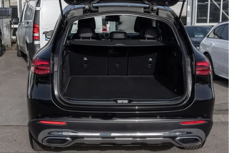 Mercedes-Benz GLC 200 (Clasa GLC) din 2024 cu 9.987 km - oferta MER203213 - foto 5