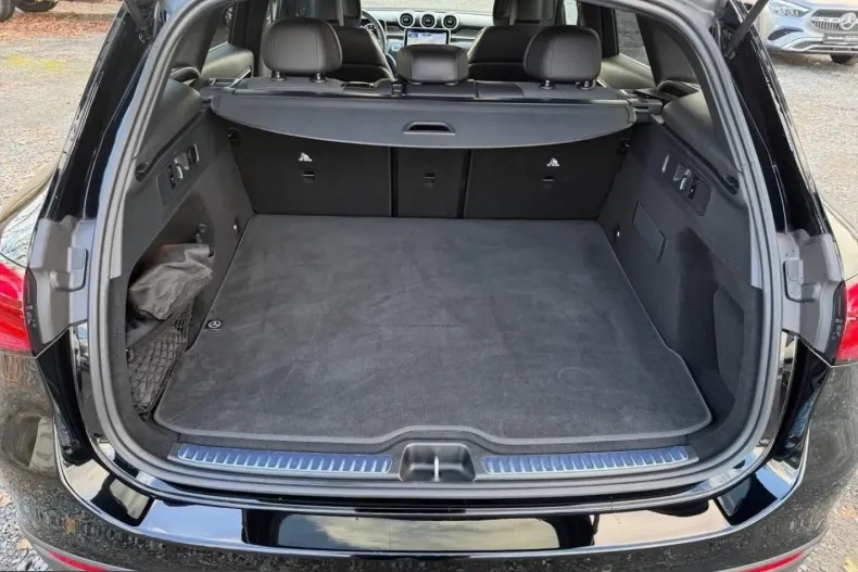 Mercedes-Benz GLC 200 (Clasa GLC) din 2025 cu 14.250 km - oferta MER203215 - foto 9