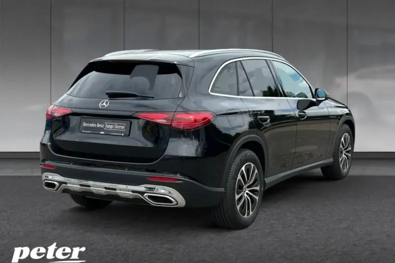 Mercedes-Benz GLC 200 (Clasa GLC) din 2024 cu 4.900 km - oferta MER203216 - foto 4