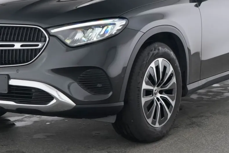 Mercedes-Benz GLC 200 (Clasa GLC) din 2024 cu 11.755 km - oferta MER203217 - foto 5