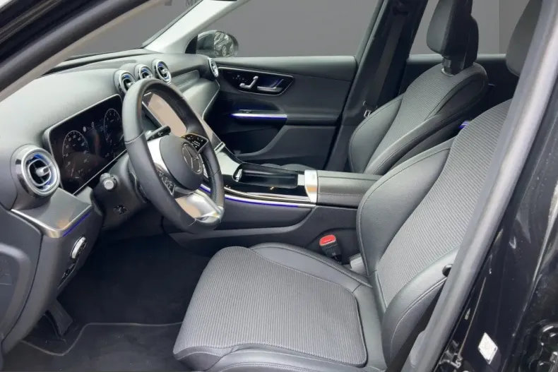 Mercedes-Benz GLC 200 (Clasa GLC) din 2024 cu 26.995 km - oferta MER203218 - foto 6