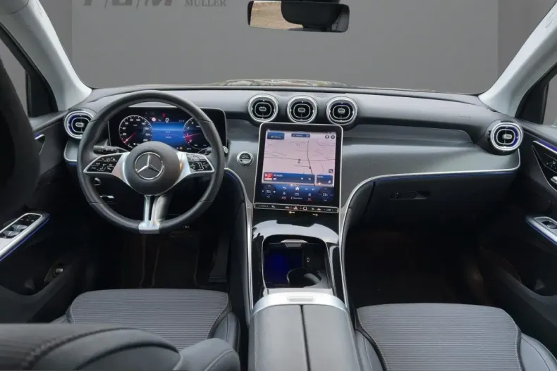 Mercedes-Benz GLC 200 (Clasa GLC) din 2024 cu 26.995 km - oferta MER203218 - foto 8