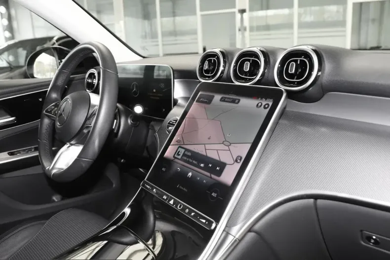 Mercedes-Benz GLC 200 (Clasa GLC) din 2024 cu 36.660 km - oferta MER203219 - foto 5