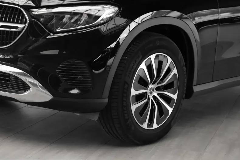 Mercedes-Benz GLC 200 (Clasa GLC) din 2024 cu 36.660 km - oferta MER203219 - foto 7