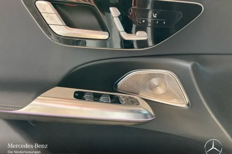 Mercedes-Benz E 400 (Clasa E) din 2025 cu 21.478 km - oferta MER203223 - foto 14