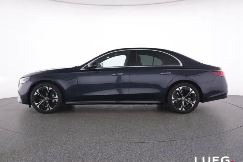 Mercedes-Benz E 300 (Clasa E) din 2025 cu 7.003 km - oferta MER203224 - foto 11