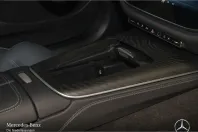 Mercedes-Benz E 300 (Clasa E) din 2025 cu 12.579 km - oferta MER203225 - foto 13