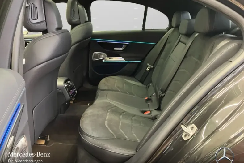 Mercedes-Benz E 300 (Clasa E) din 2025 cu 7.445 km - oferta MER203228 - foto 9