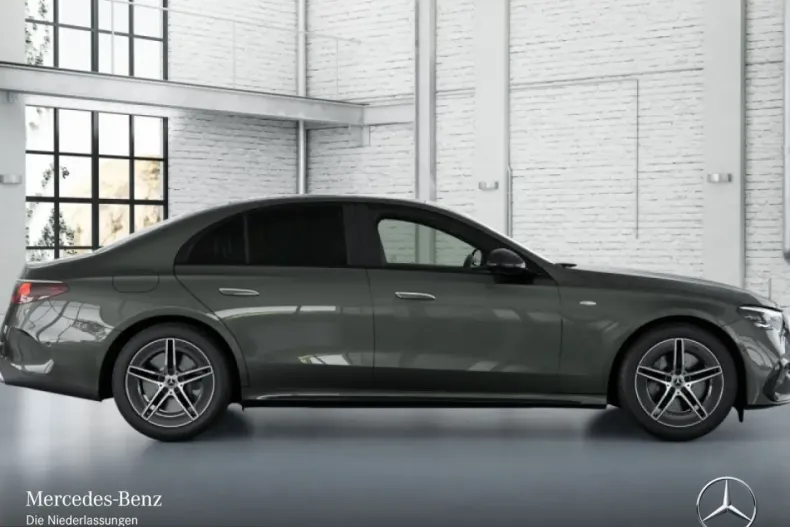 Mercedes-Benz E 300 (Clasa E) din 2025 cu 7.445 km - oferta MER203228 - foto 16