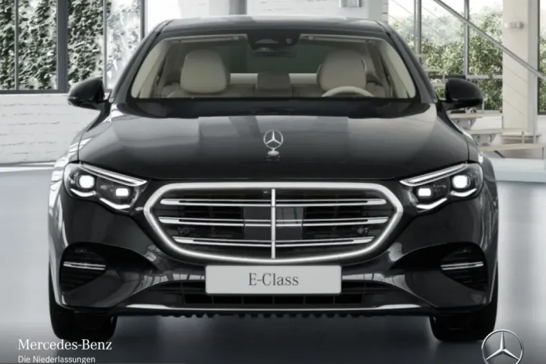 Mercedes-Benz E 300 (Clasa E) din 2025 cu 31.388 km - oferta MER203229 - foto 5