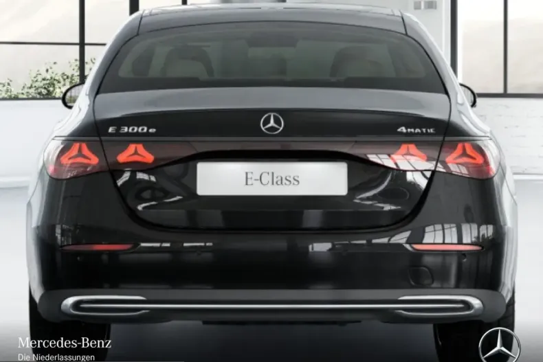 Mercedes-Benz E 300 (Clasa E) din 2025 cu 31.388 km - oferta MER203229 - foto 6