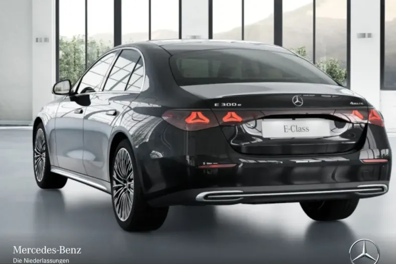 Mercedes-Benz E 300 (Clasa E) din 2025 cu 31.388 km - oferta MER203229 - foto 17