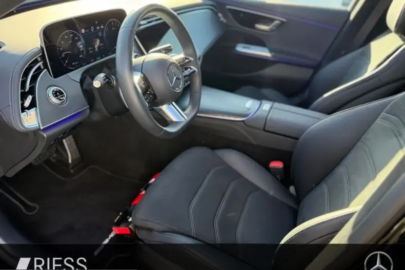 Mercedes-Benz E 300 (Clasa E) din 2025 cu 15.343 km - oferta MER203230 - foto 5