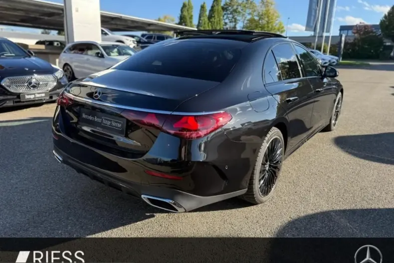 Mercedes-Benz E 300 (Clasa E) din 2025 cu 15.343 km - oferta MER203230 - foto 9