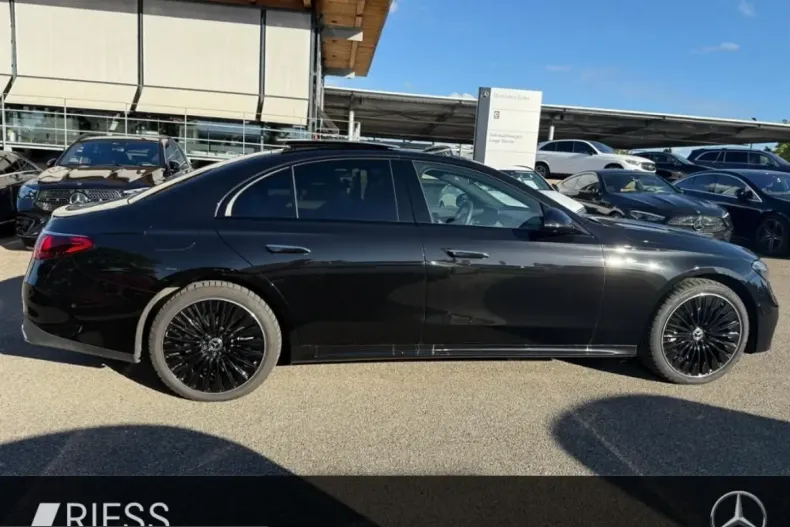 Mercedes-Benz E 300 (Clasa E) din 2025 cu 15.343 km - oferta MER203230 - foto 10