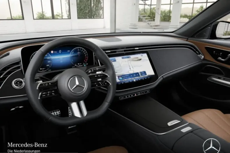 Mercedes-Benz E 300 (Clasa E) din 2024 cu 13.062 km - oferta MER203232 - foto 7