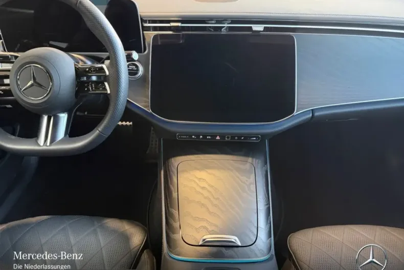 Mercedes-Benz E 300 (Clasa E) din 2025 cu 16.908 km - oferta MER203233 - foto 13