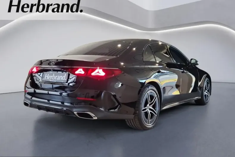 Mercedes-Benz E 300 (Clasa E) din 2024 cu 32.857 km - oferta MER203237 - foto 2